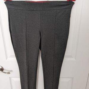 Hilary Radley Gray Pull On Pants Size Medium